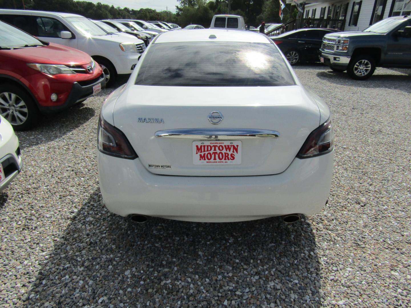 2014 White Nissan Maxima SV (1N4AA5APXEC) with an 3.5L V6 DOHC 24V engine, Automatic transmission, located at 15016 S Hwy 231, Midland City, AL, 36350, (334) 983-3001, 31.306210, -85.495277- Photo#6