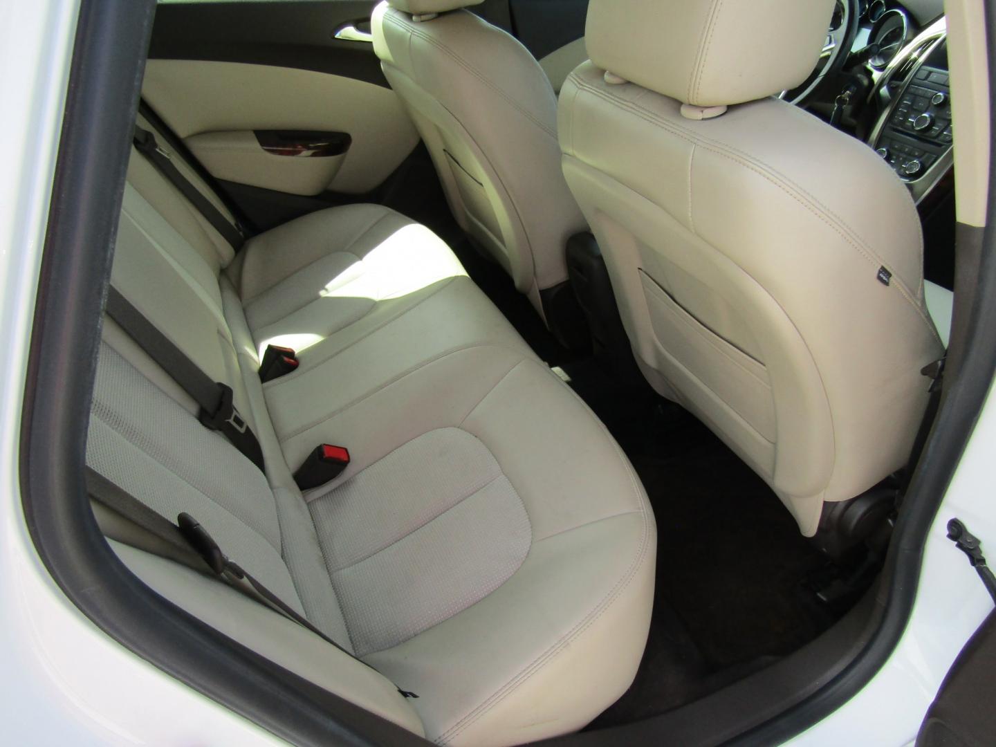2013 White Buick Verano Base (1G4PP5SK6D4) with an 2.4L L4 DOHC 16V FFV engine, Automatic transmission, located at 15016 S Hwy 231, Midland City, AL, 36350, (334) 983-3001, 31.306210, -85.495277- Photo#8
