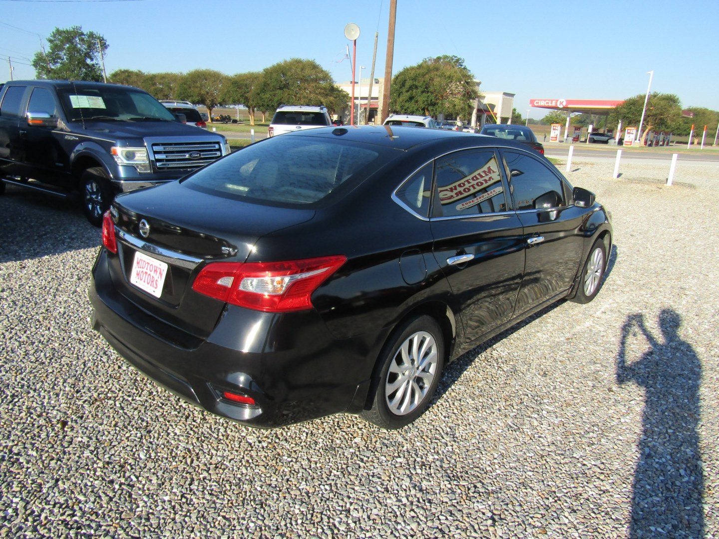 2019 Black Nissan Sentra S CVT (3N1AB7AP2KY) with an 1.8L L4 SFI DOHC 16V engine, Automatic transmission, located at 15016 S Hwy 231, Midland City, AL, 36350, (334) 983-3001, 31.306210, -85.495277- Photo#7