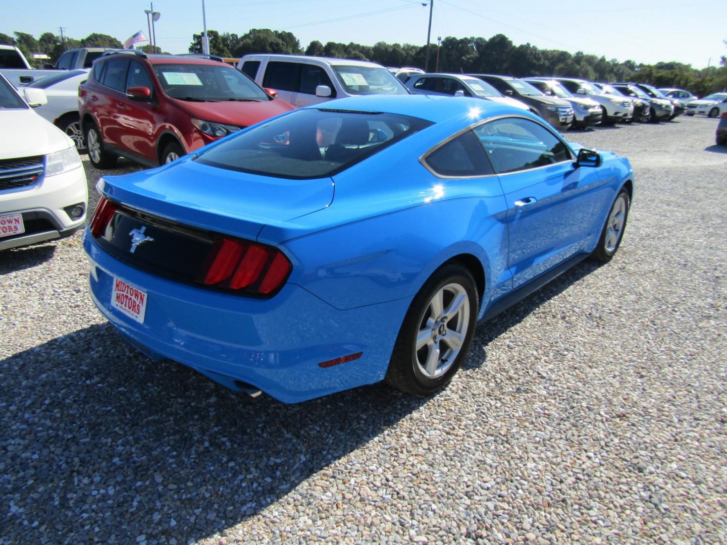 2017 Blue Ford Mustang V6 Coupe (1FA6P8AM3H5) with an 3.7L V6 DOHC 24V engine, Automatic transmission, located at 15016 S Hwy 231, Midland City, AL, 36350, (334) 983-3001, 31.306210, -85.495277- Photo#6