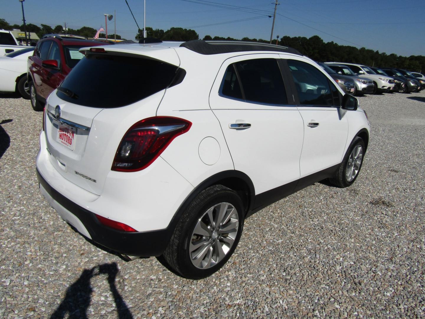 2017 White Buick Encore Preferred FWD (KL4CJASB4HB) with an 1.4L L4 DOHC 16V TURBO engine, Automatic transmission, located at 15016 S Hwy 231, Midland City, AL, 36350, (334) 983-3001, 31.306210, -85.495277- Photo#7