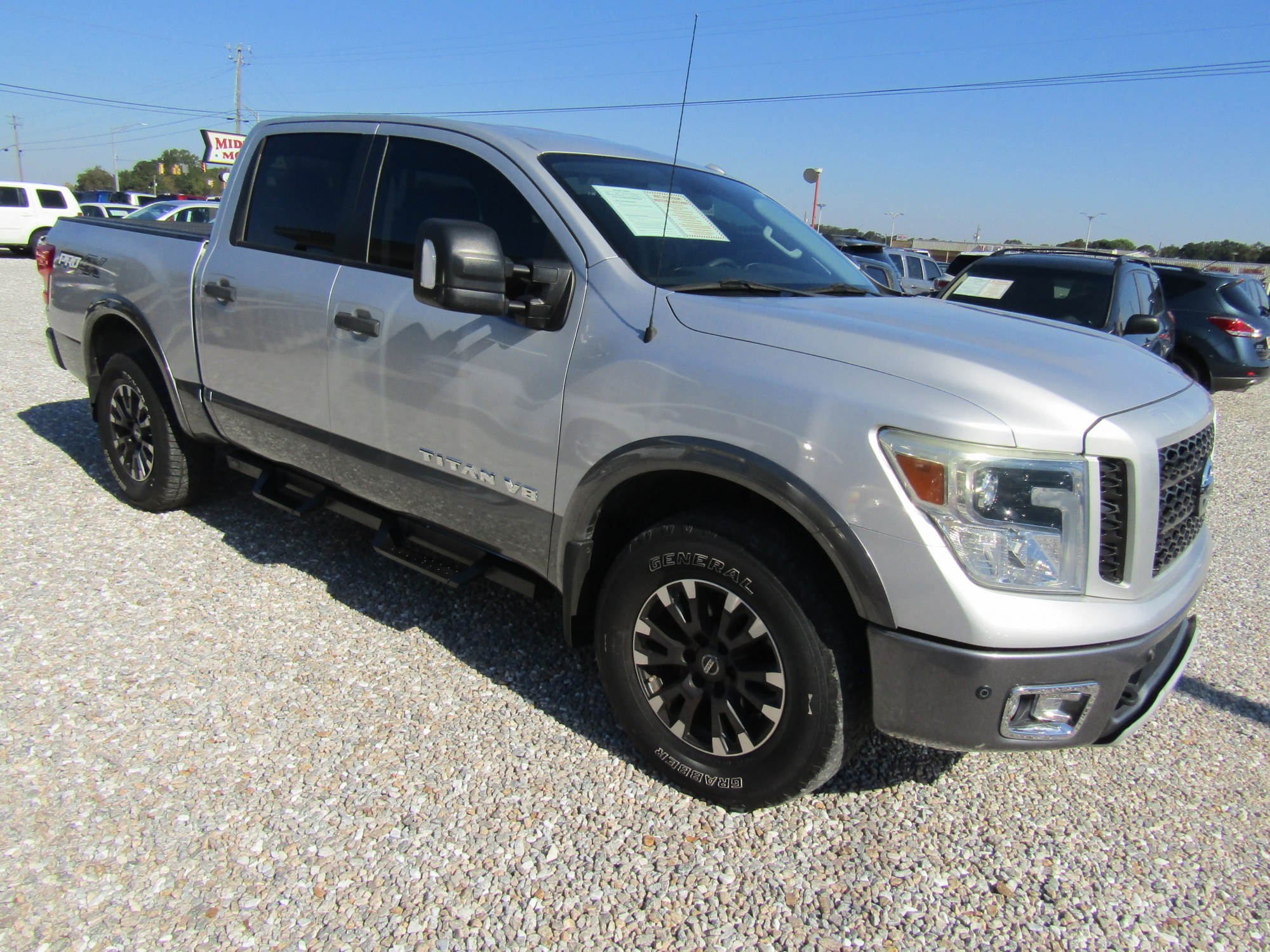 photo of 2018 Nissan Titan 