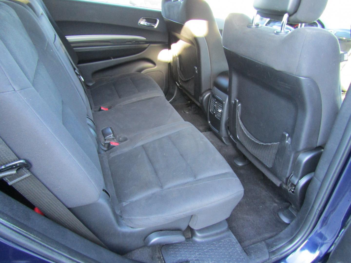 2015 Blue Dodge Durango SXT RWD (1C4RDHAG1FC) with an 3.6L V6 DOHC 24V engine, Automatic transmission, located at 15016 S Hwy 231, Midland City, AL, 36350, (334) 983-3001, 31.306210, -85.495277- Photo#7