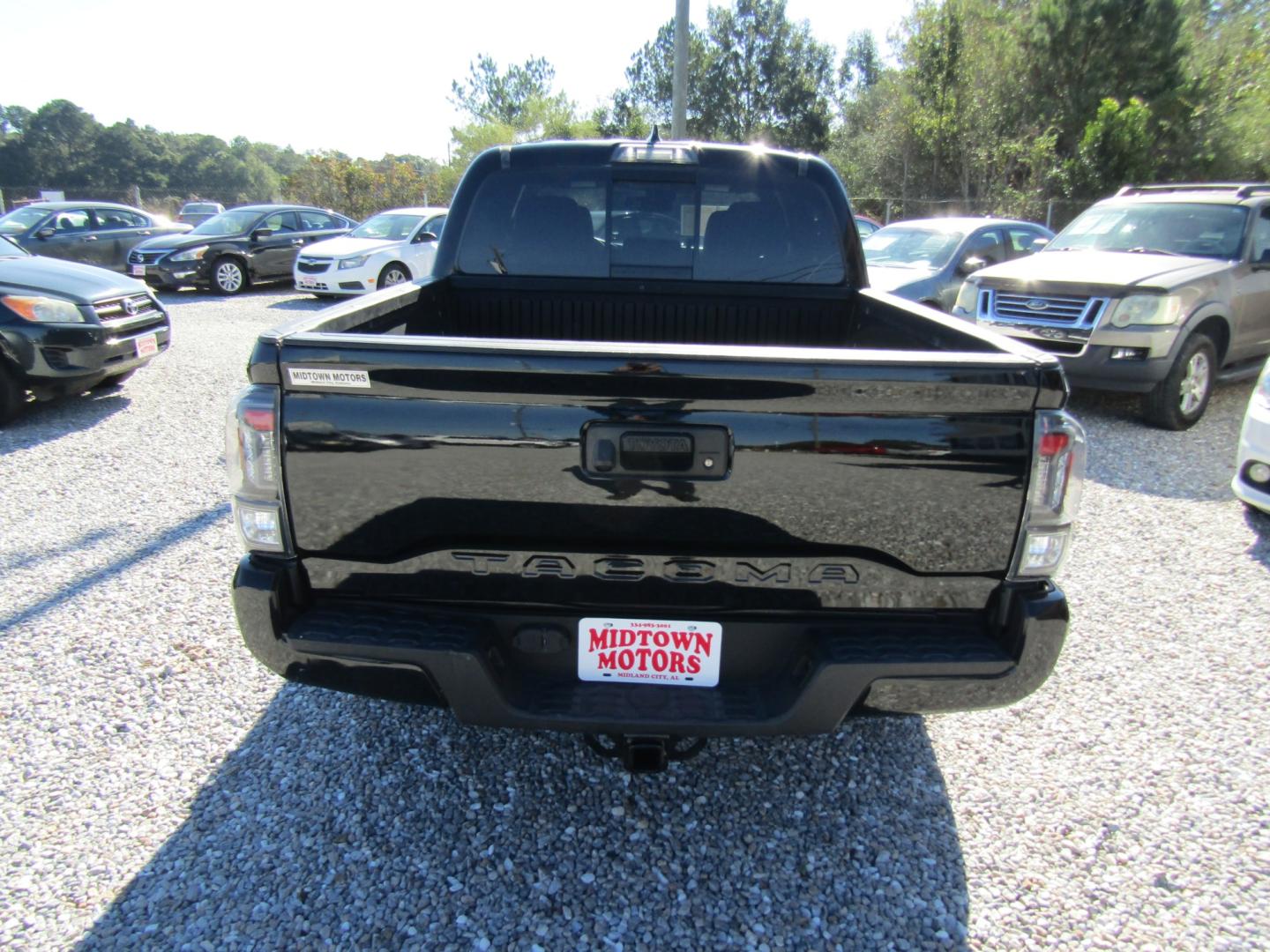 2018 Black Toyota Tacoma SR5 Double Cab Long Bed V6 6AT 2WD (3TMAZ5CN9JM) with an 3.6L V6 DOHC 24V engine, Automatic transmission, located at 15016 S Hwy 231, Midland City, AL, 36350, (334) 983-3001, 31.306210, -85.495277- Photo#6