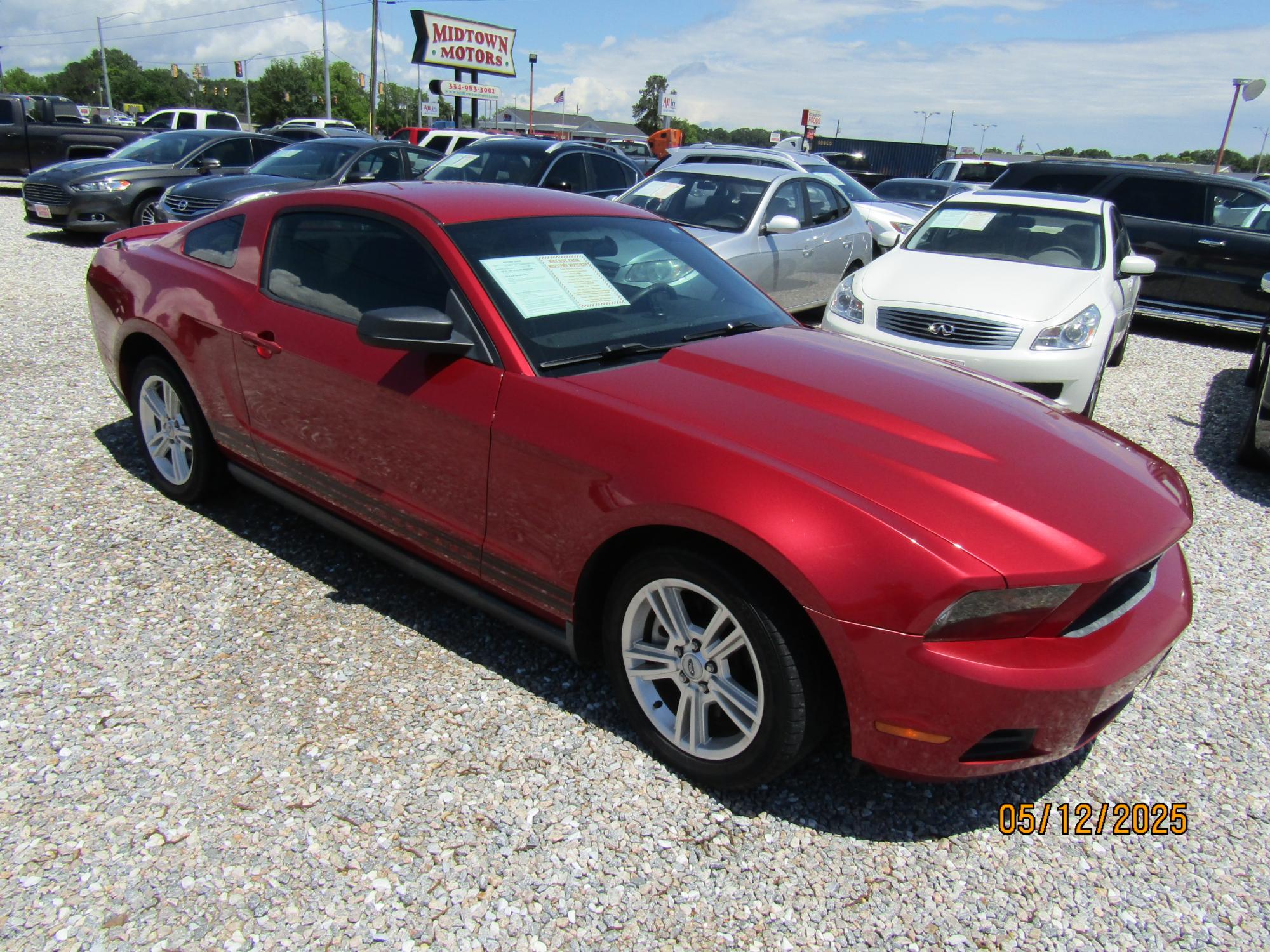 photo of 2011 Ford Mustang 