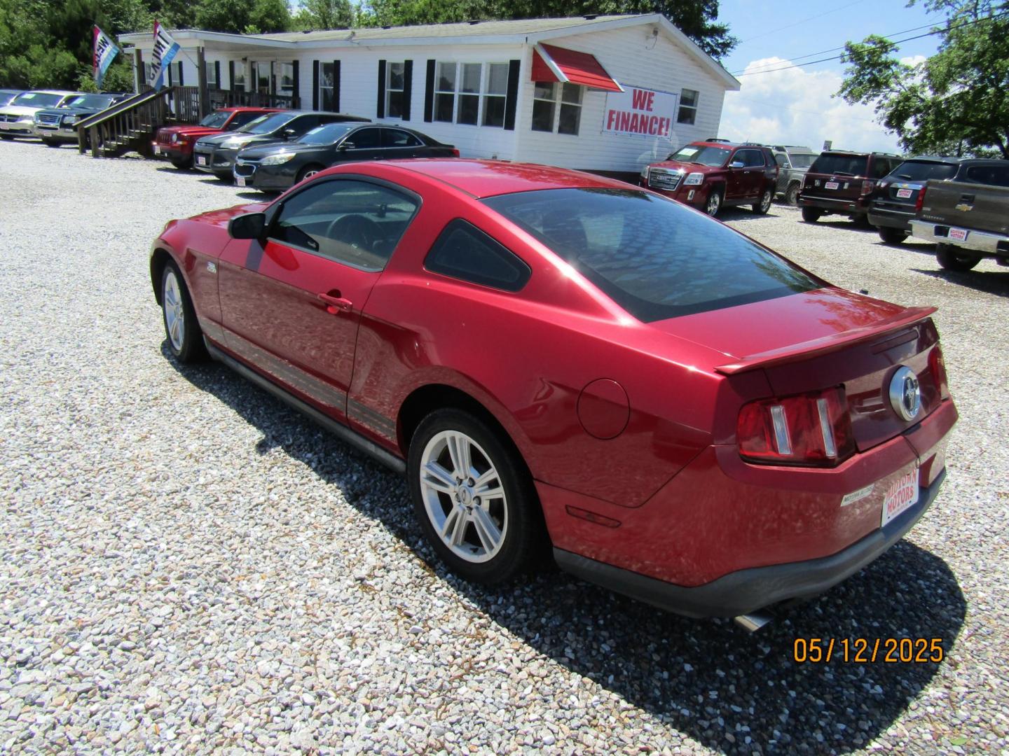 2011 Red /Black Ford Mustang (1ZVBP8AM4B5) with an V6 Cylinder Engine engine, Automatic transmission, located at 15016 S Hwy 231, Midland City, AL, 36350, (334) 983-3001, 31.306210, -85.495277 - Photo#5